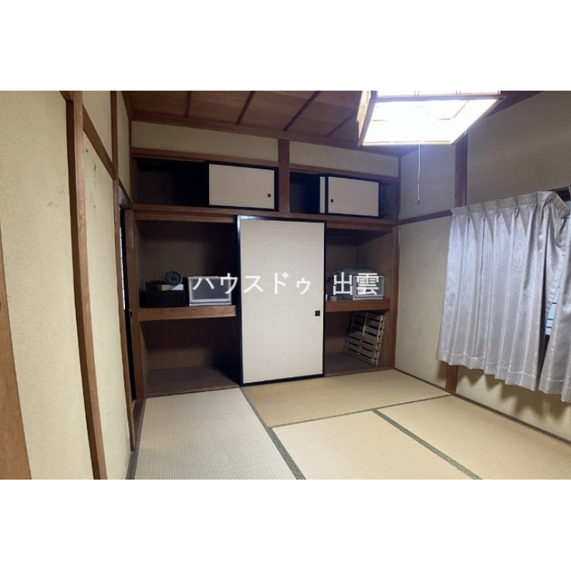 押入があるので収納力もあります。 4466319