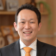 西日本ホーム株式会社営業部長兼 ハウスドゥ統括店長「德平 太一」氏の写真